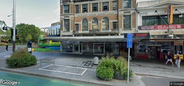 Larawan ng 325 Queen Street sa Winnipeg, Manitoba