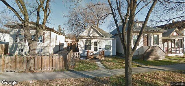 Larawan ng 329 Collegiate Street sa Winnipeg, Manitoba