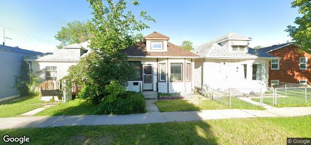 Larawan ng 329 Roseberry Street sa Winnipeg, Manitoba