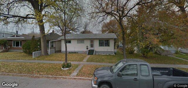 Larawan ng 330 Inglewood Street sa Winnipeg, Manitoba