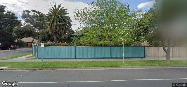 Larawan ng 332 Hampton Street sa Winnipeg, Manitoba