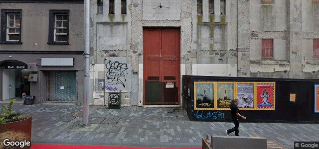 Larawan ng 332 Queen Street sa Winnipeg, Manitoba