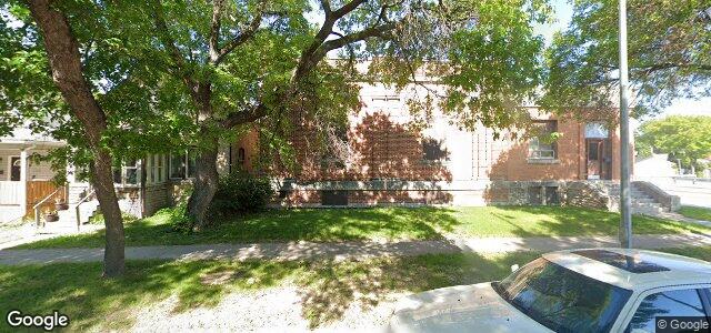Larawan ng 340 Rutland Street sa Winnipeg, Manitoba