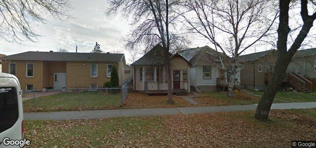 Larawan ng 355 Roseberry Street sa Winnipeg, Manitoba