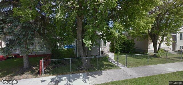 Larawan ng 371 Brooklyn Street sa Winnipeg, Manitoba