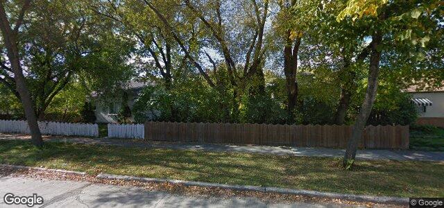 Photo of 372 Roseberry Street in Winnipeg, Manitoba