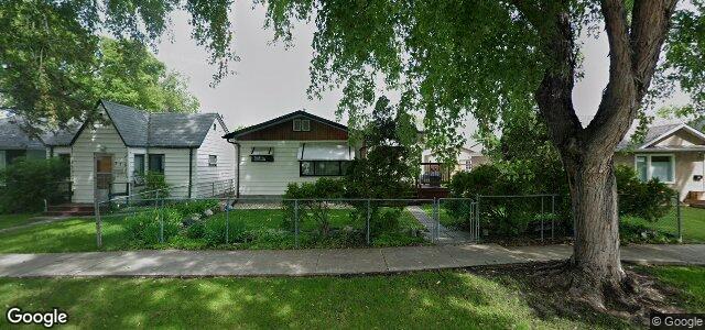 Larawan ng 377 Collegiate Street sa Winnipeg, Manitoba