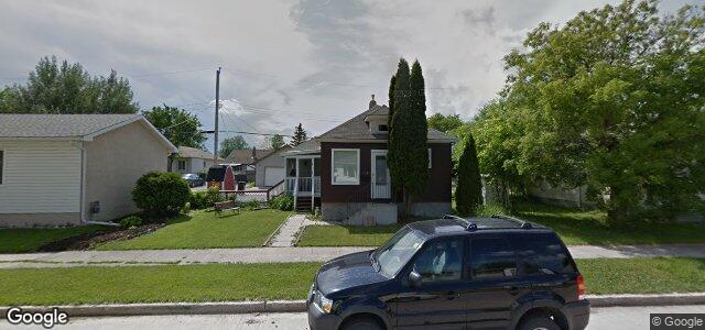 Larawan ng 384 Brooklyn Street sa Winnipeg, Manitoba