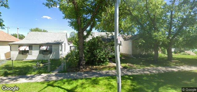 Larawan ng 393 Marjorie Street sa Winnipeg, Manitoba