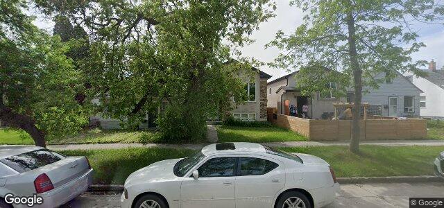 Larawan ng 400 Collegiate Street sa Winnipeg, Manitoba