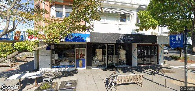 Larawan ng 402 Hampton Street sa Winnipeg, Manitoba