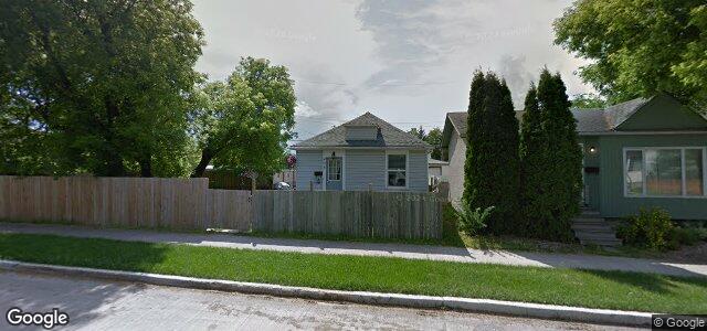 Larawan ng 408 Brooklyn Street sa Winnipeg, Manitoba