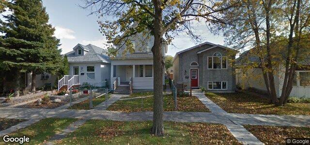 Larawan ng 411 Roseberry Street sa Winnipeg, Manitoba