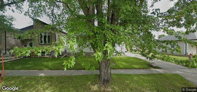 Photo of 417 Collegiate Street in Winnipeg, Manitoba