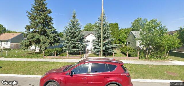 Larawan ng 418 Inglewood Street sa Winnipeg, Manitoba