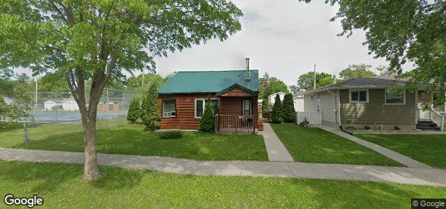 Larawan ng 429 Collegiate Street sa Winnipeg, Manitoba