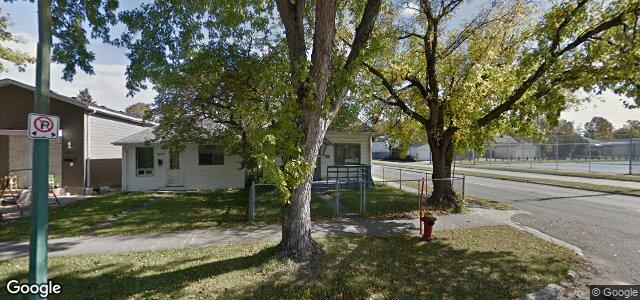 Larawan ng 451 Collegiate Street sa Winnipeg, Manitoba