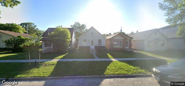 Photo of 462 Marjorie Street in Winnipeg, Manitoba