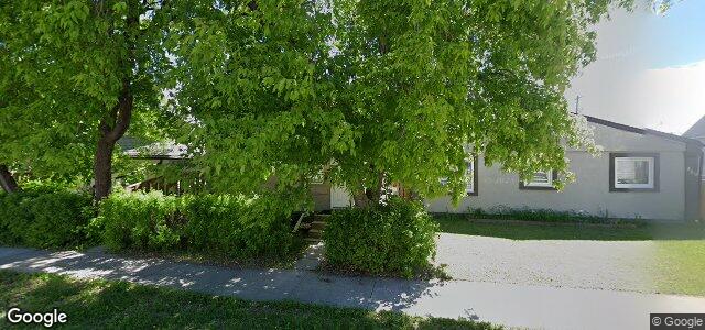 Photo of 471 Brooklyn Street in Winnipeg, Manitoba