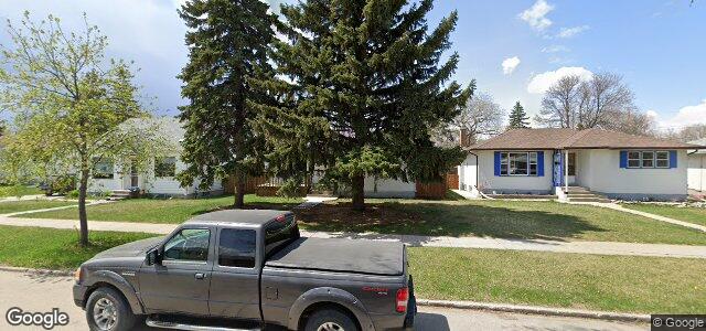 Larawan ng 482 Parkview Street sa Winnipeg, Manitoba