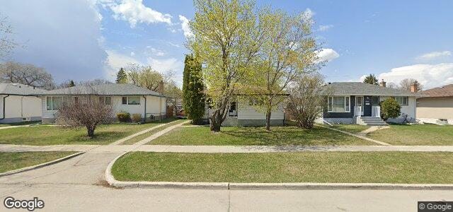 Photo of 498 Parkview Street in Winnipeg, Manitoba