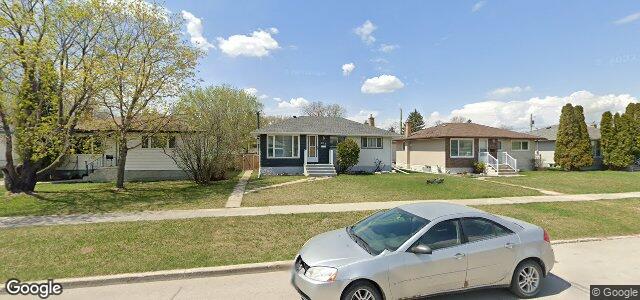 Photo of 502 Parkview Street in Winnipeg, Manitoba