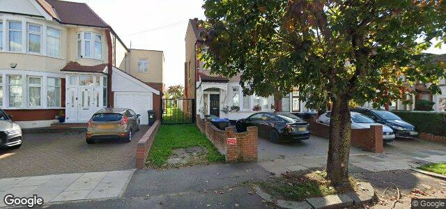 Larawan ng 12 Norfolk Avenue sa Winnipeg, Manitoba