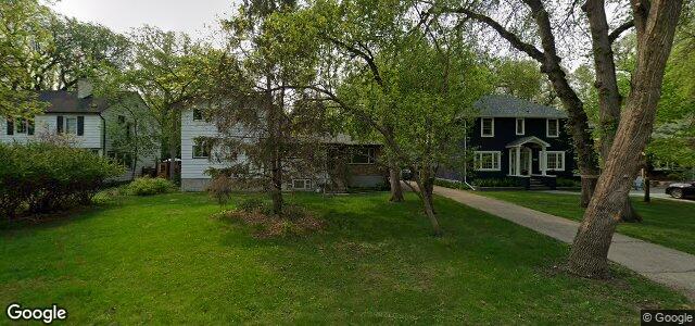 Photo of 368 Kingston Crescent in Winnipeg, Manitoba