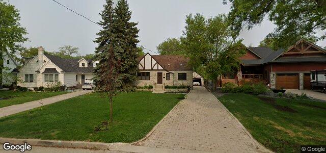 Photo of 379 Kingston Crescent in Winnipeg, Manitoba