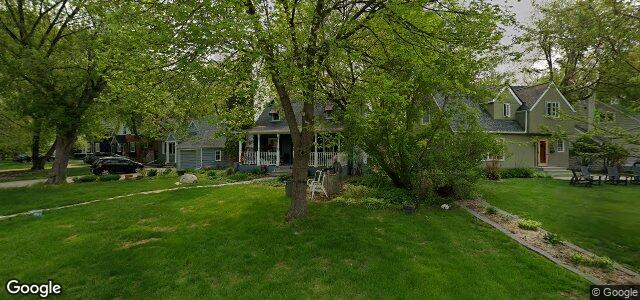 Photo of 380 Kingston Crescent in Winnipeg, Manitoba