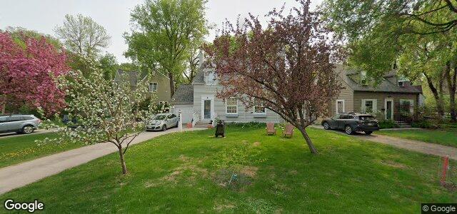 Larawan ng 388 Kingston Crescent sa Winnipeg, Manitoba