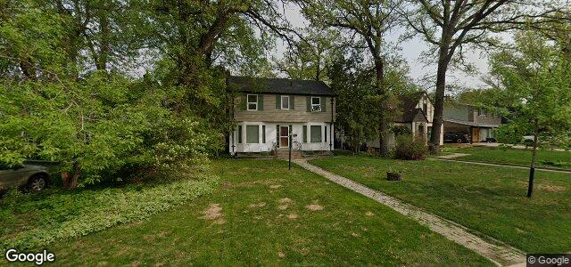 Larawan ng 402 Kingston Crescent sa Winnipeg, Manitoba