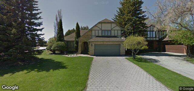 Larawan ng 2 Pinehurst Crescent sa Winnipeg, Manitoba