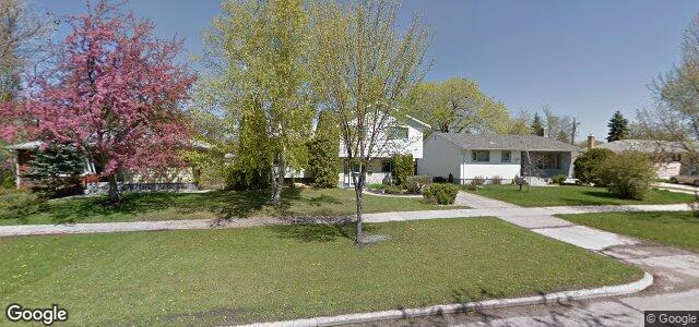 Larawan ng 210 Browning Boulevard sa Winnipeg, Manitoba