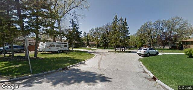 Larawan ng 302 Drummond Place sa Winnipeg, Manitoba