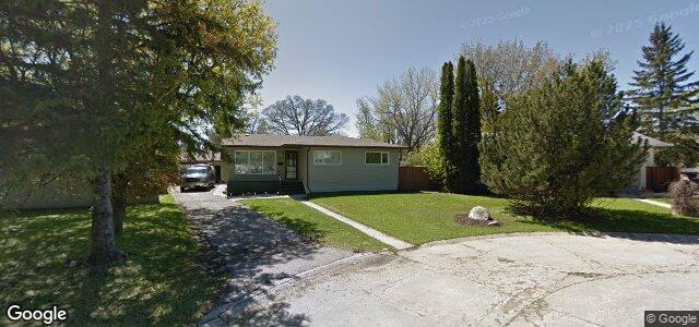 Larawan ng 308 Poole Crescent sa Winnipeg, Manitoba