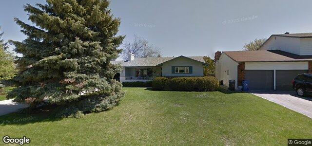 Larawan ng 375 Country Club Boulevard sa Winnipeg, Manitoba
