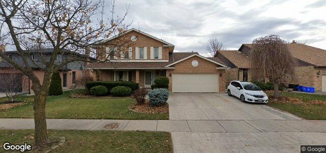 Larawan ng 38 Pine Valley Drive sa Winnipeg, Manitoba