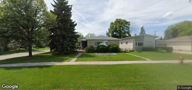 Larawan ng 418 Greenacre Boulevard sa Winnipeg, Manitoba