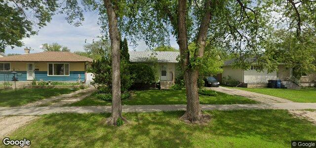 Larawan ng 421 Golf Boulevard sa Winnipeg, Manitoba