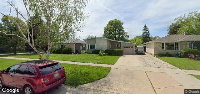 Larawan ng 422 Greenacre Boulevard sa Winnipeg, Manitoba