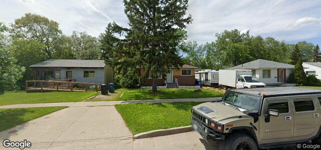 Larawan ng 444 Country Club Boulevard sa Winnipeg, Manitoba
