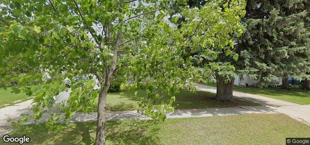 Larawan ng 445 Golf Boulevard sa Winnipeg, Manitoba