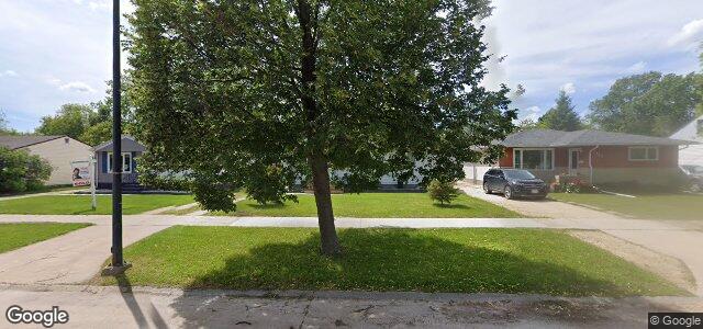 Larawan ng 458 Greenacre Boulevard sa Winnipeg, Manitoba