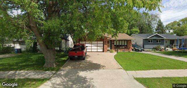 Photo of 461 Woodlands Crescent in Winnipeg, Manitoba