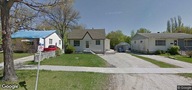 Photo of 465 Golf Boulevard in Winnipeg, Manitoba