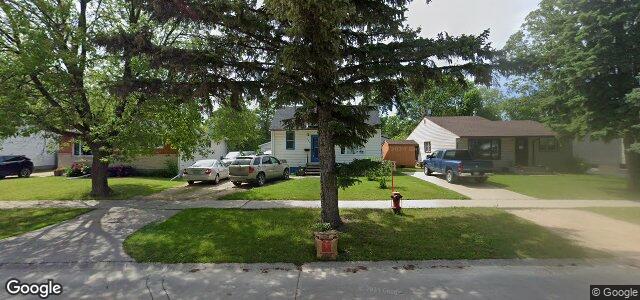 Larawan ng 468 Greenacre Boulevard sa Winnipeg, Manitoba