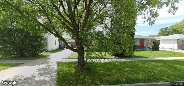 Larawan ng 470 Country Club Boulevard sa Winnipeg, Manitoba