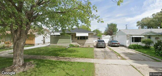 Larawan ng 479 Greenacre Boulevard sa Winnipeg, Manitoba
