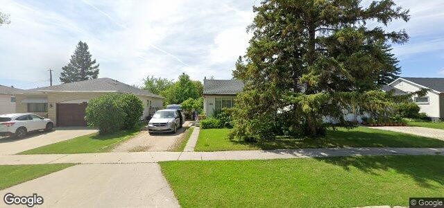Photo of 484 Woodlands Crescent in Winnipeg, Manitoba